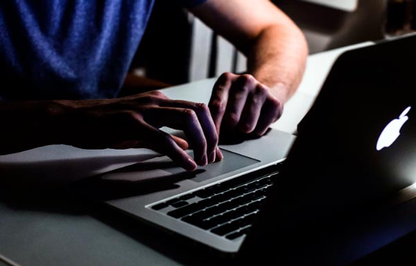 Alquiler de grúas en Internet