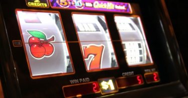 información de apuestas y en Máquinas Tragaperras