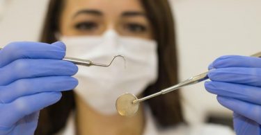 descuentos implantes dentales